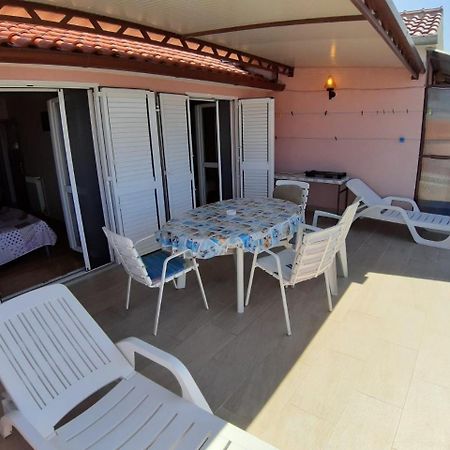 Guesthouse Brodarica Sibenik Ngoại thất bức ảnh