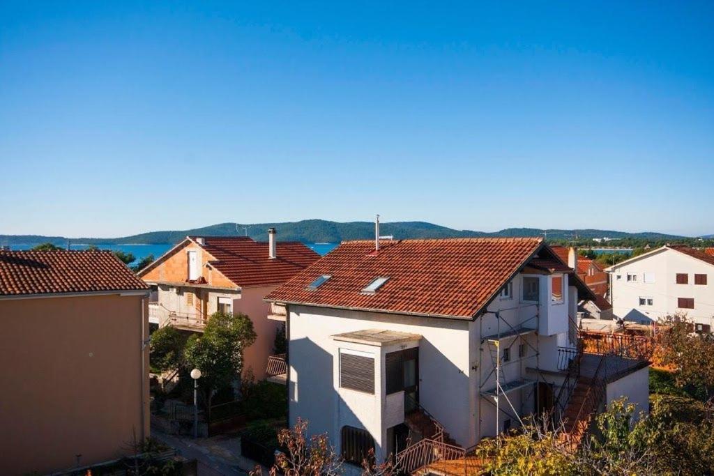 Guesthouse Brodarica Sibenik Ngoại thất bức ảnh