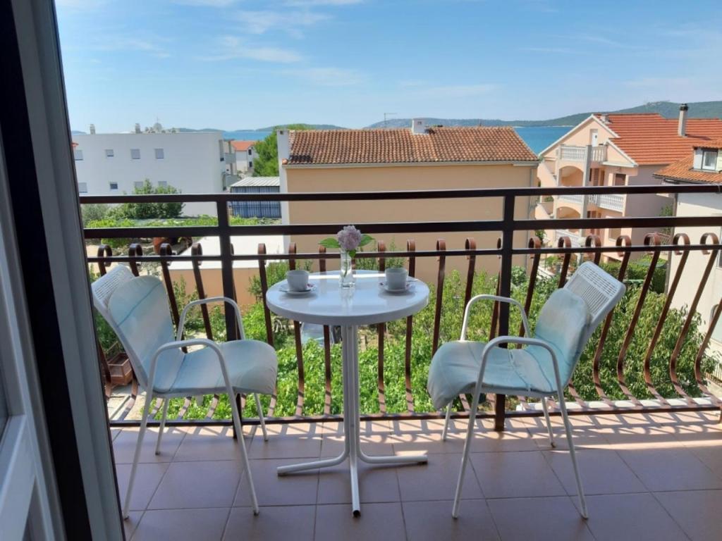 Guesthouse Brodarica Sibenik Ngoại thất bức ảnh