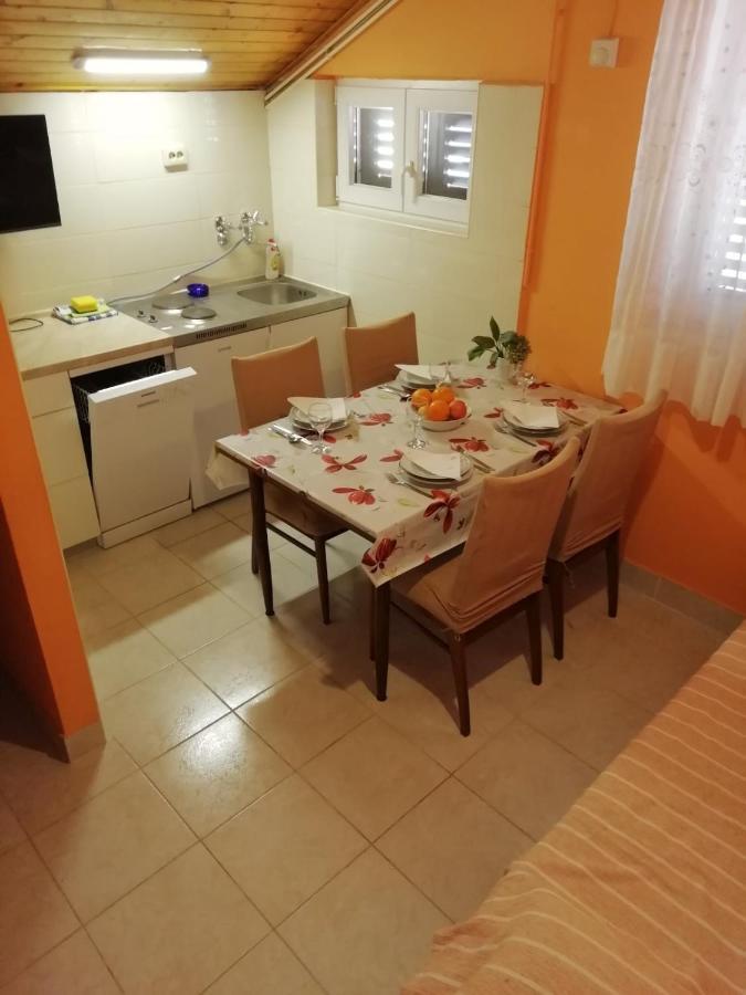 Guesthouse Brodarica Sibenik Ngoại thất bức ảnh