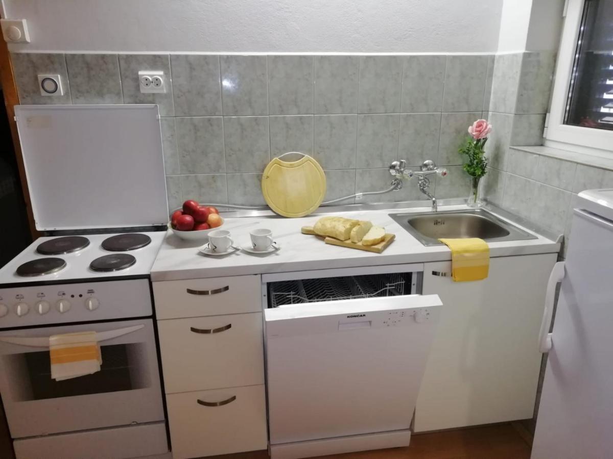 Guesthouse Brodarica Sibenik Ngoại thất bức ảnh